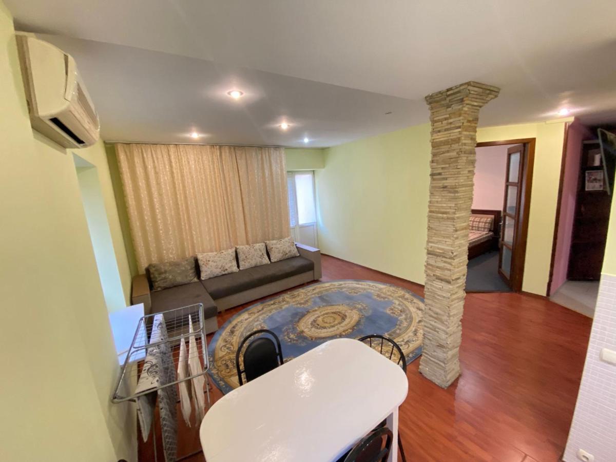 White New Apartments Ultracentral 2-Rooms In The Heart Kischinau Exterior foto