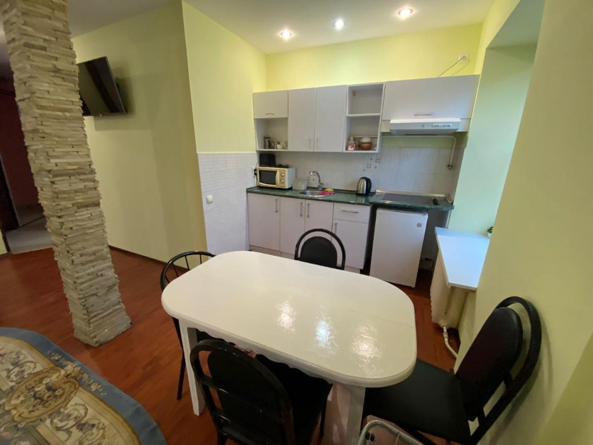 White New Apartments Ultracentral 2-Rooms In The Heart Kischinau Exterior foto