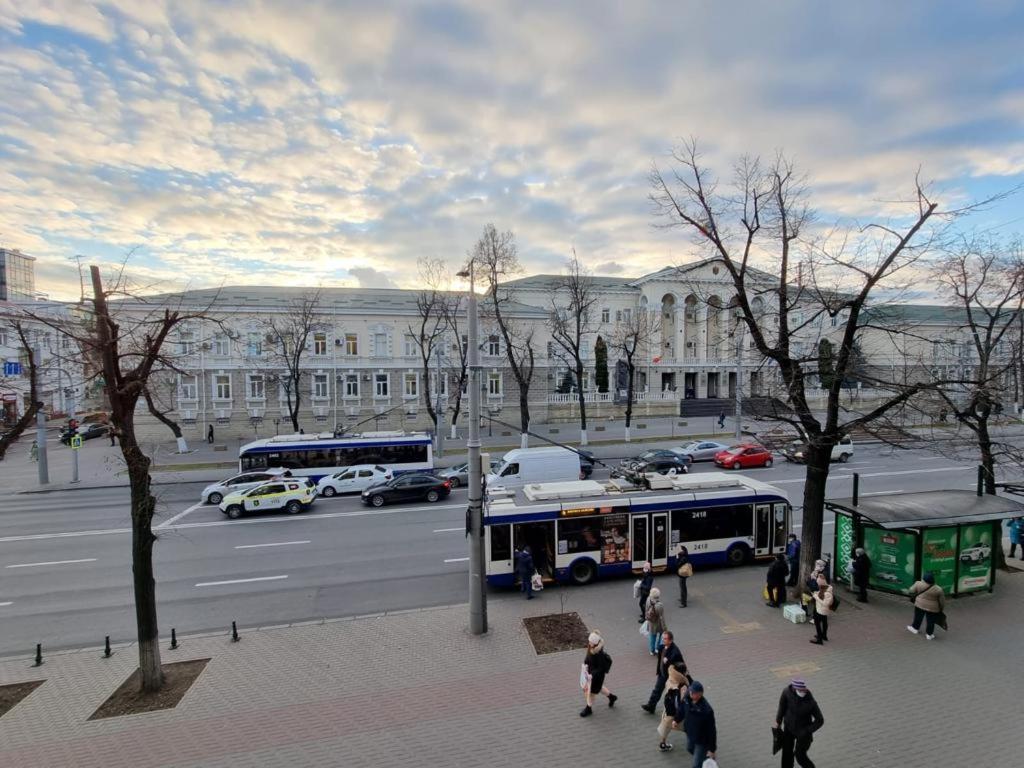 White New Apartments Ultracentral 2-Rooms In The Heart Kischinau Exterior foto